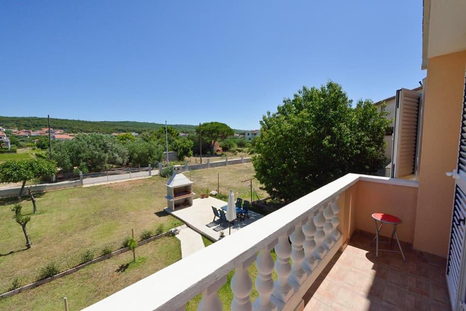 Sreca Apartment Near Beach With Bbq Bibinje Exteriér fotografie