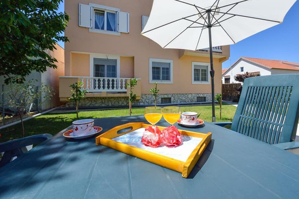 Sreca Apartment Near Beach With Bbq Bibinje Exteriér fotografie