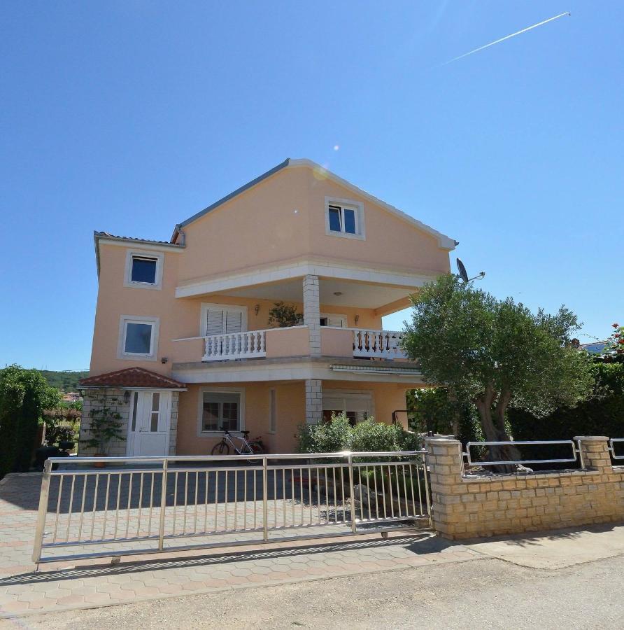 Sreca Apartment Near Beach With Bbq Bibinje Exteriér fotografie