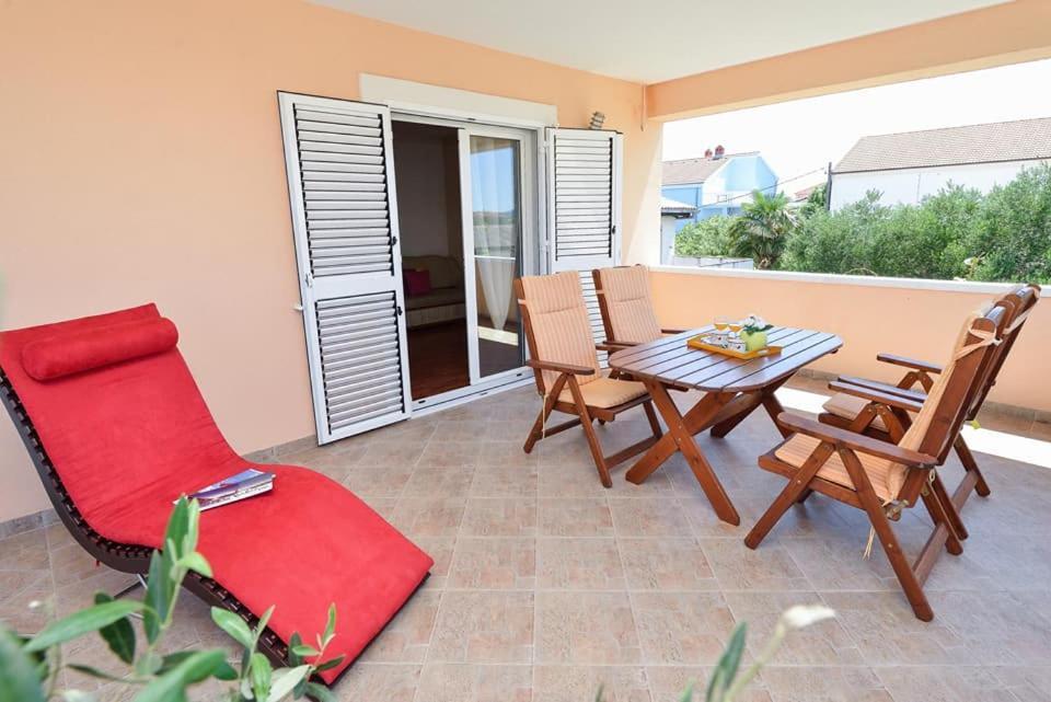 Sreca Apartment Near Beach With Bbq Bibinje Exteriér fotografie