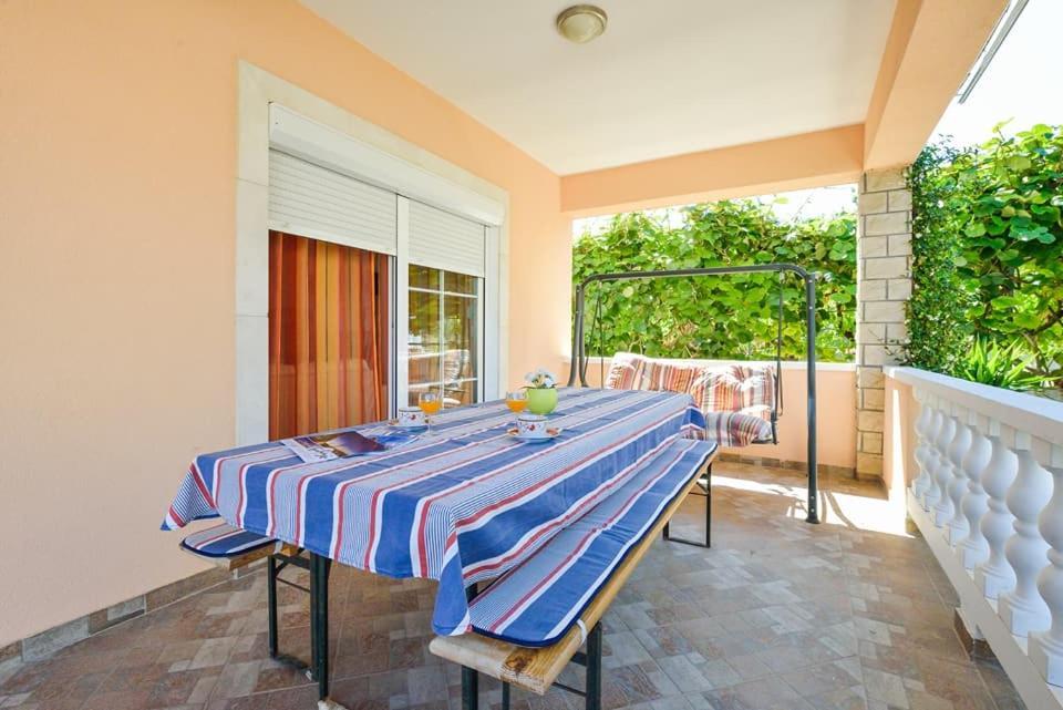 Sreca Apartment Near Beach With Bbq Bibinje Exteriér fotografie